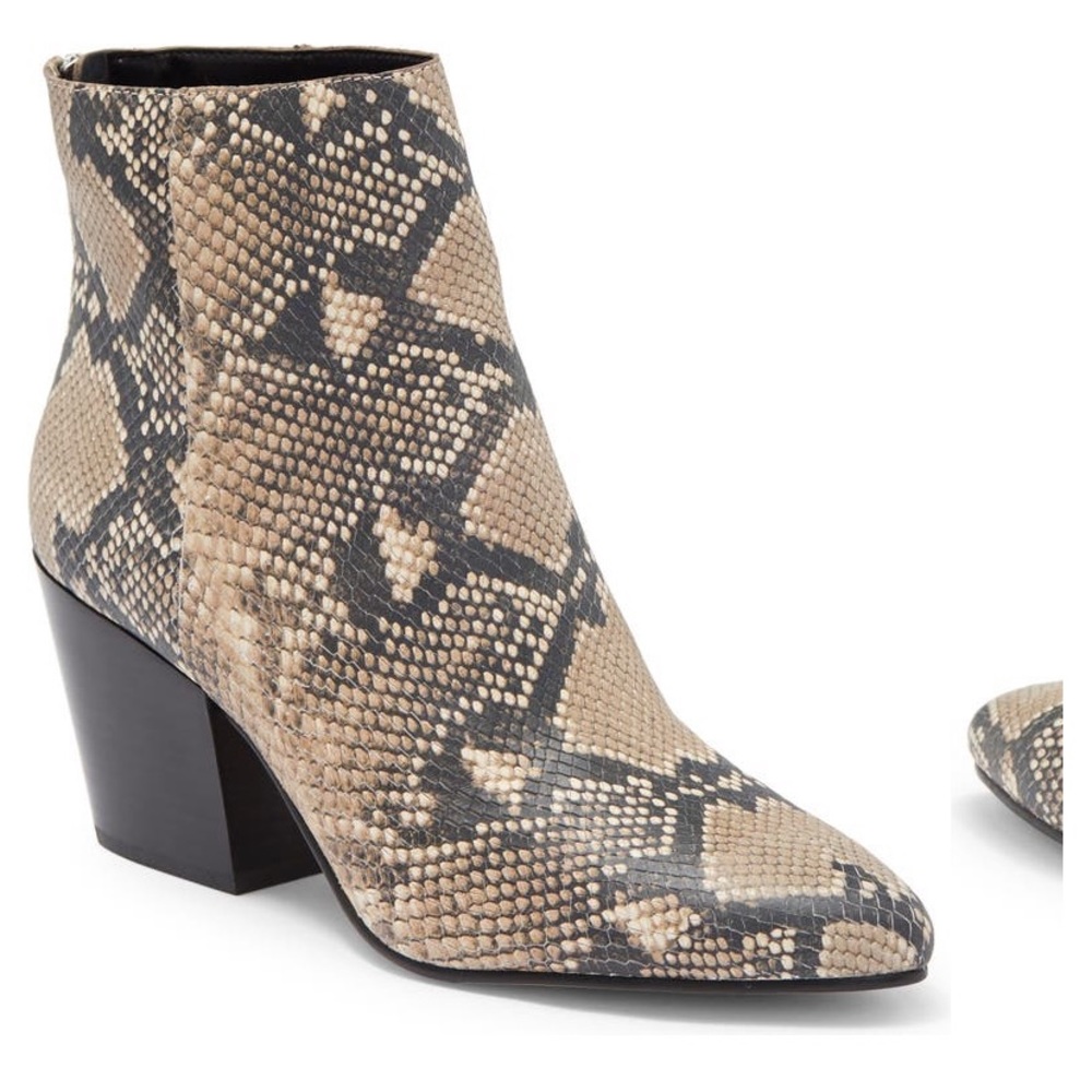 Snake leather bootie (coltyn)